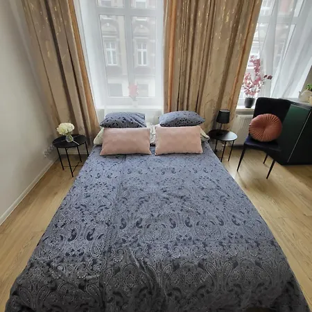 -studio 3 غليفيتسه